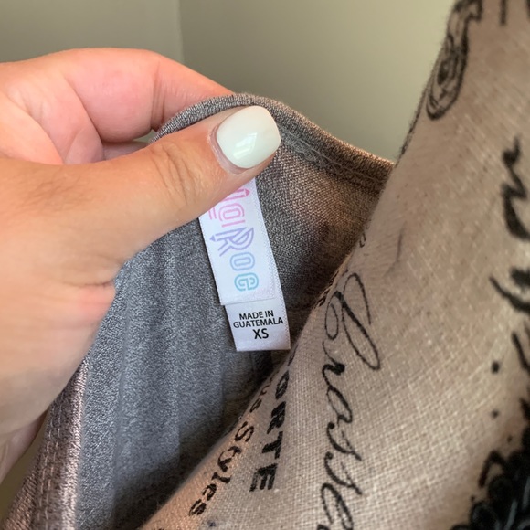 LulaRoe Perfect Tee - Picture 3 of 4